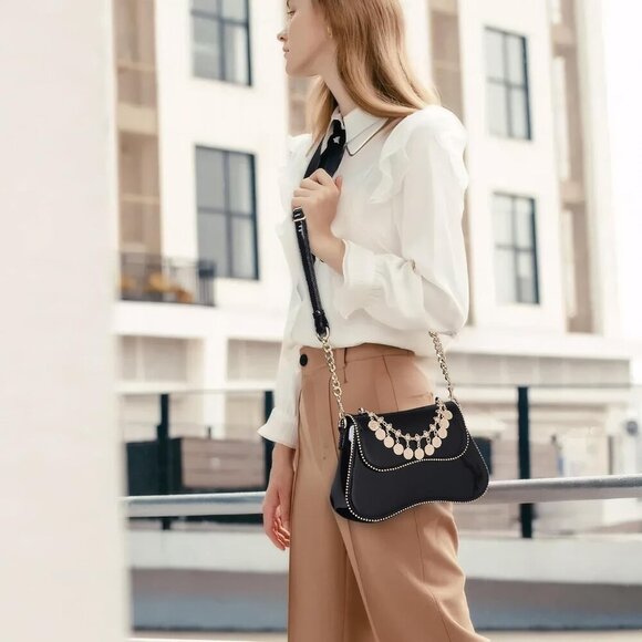 Elegant Small Leather Crossbody Purse for Women – Adjustable Strap, 10.6” Design - Picture 7 of 8